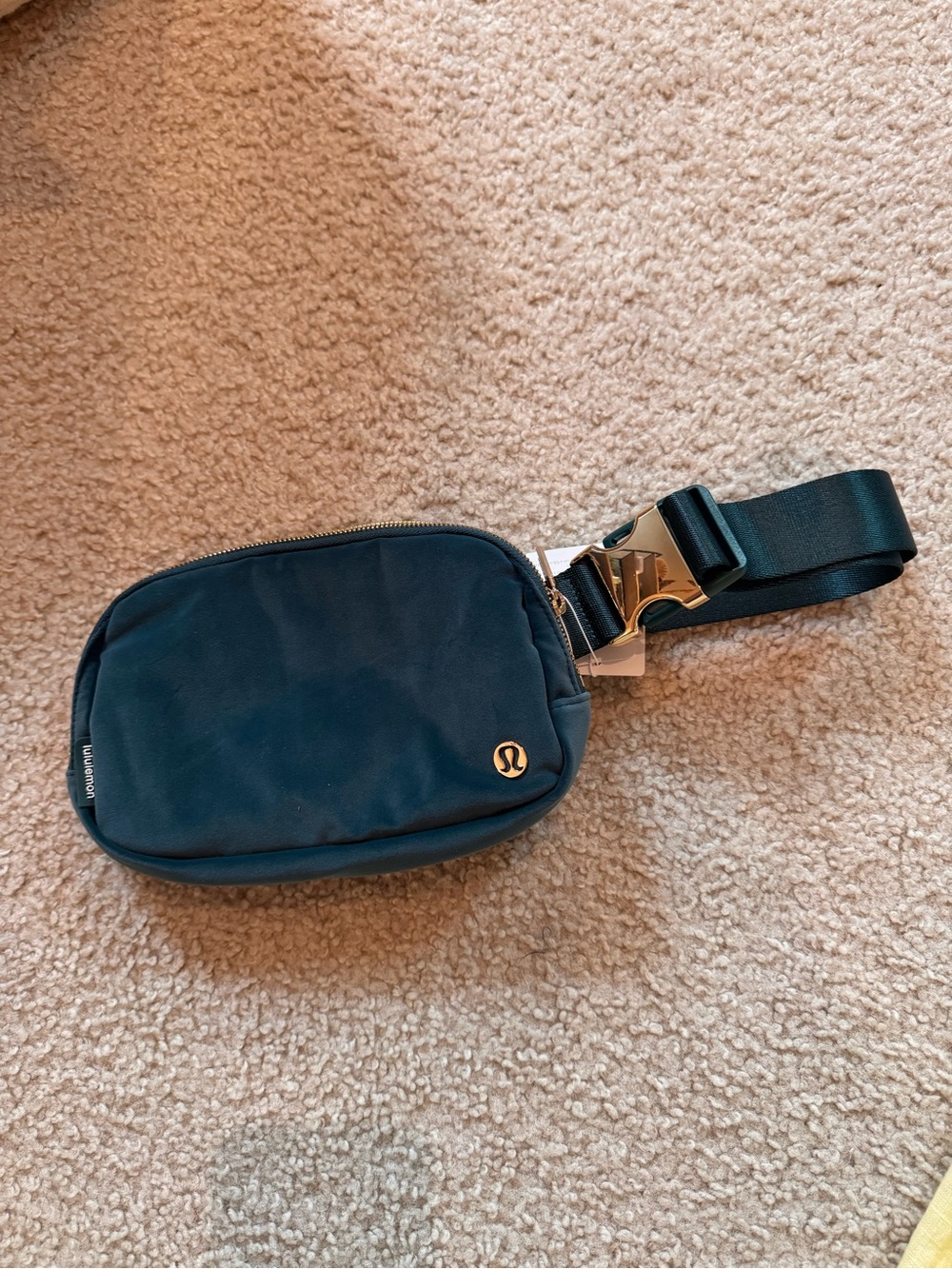 lululemon velour Belt Bag